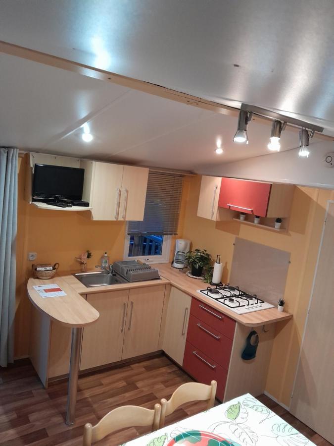 Location Mobil-Home Le Parc Des Roches Saint-Chéron المظهر الخارجي الصورة