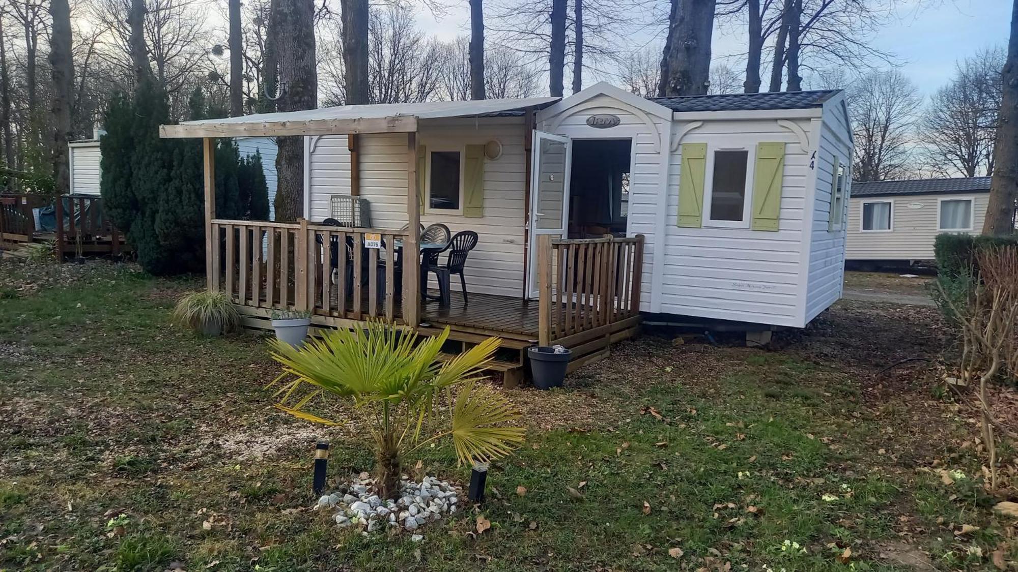Location Mobil-Home Le Parc Des Roches Saint-Chéron المظهر الخارجي الصورة